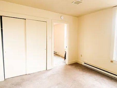 Apartment for rent at 443 W Chestnut St #6, Lancaster, PA 17603