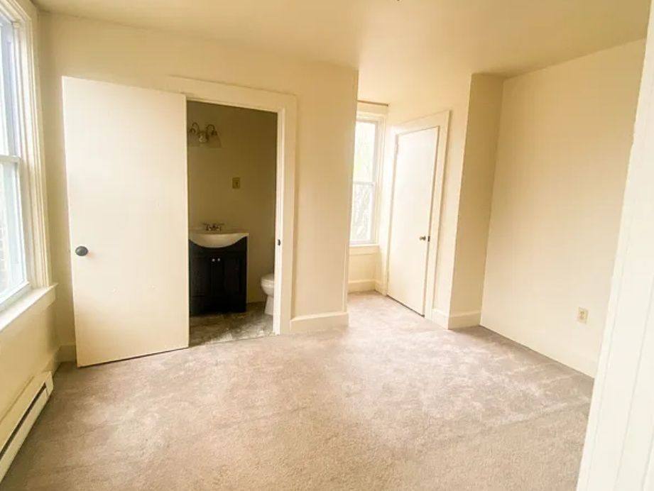 Apartment for rent at 443 W Chestnut St #6, Lancaster, PA 17603