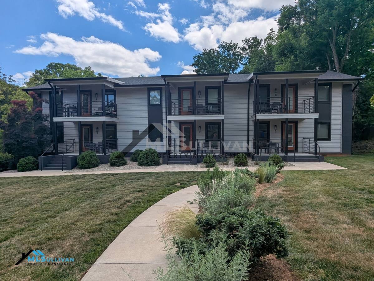 Apartment for rent at 144 E Tryon St #3, Hillsborough, NC 27278