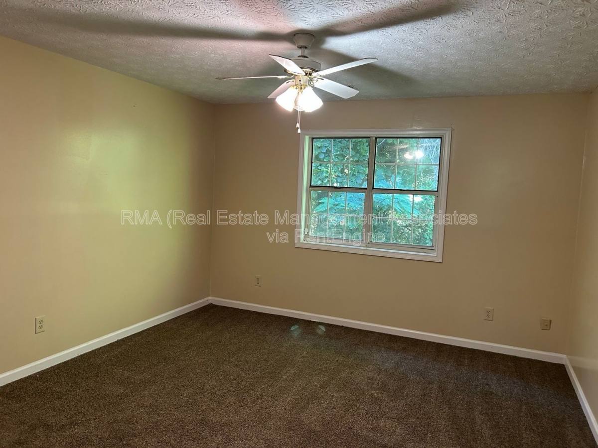 House for rent at 103 Waterford Way, Griffin, GA 30223