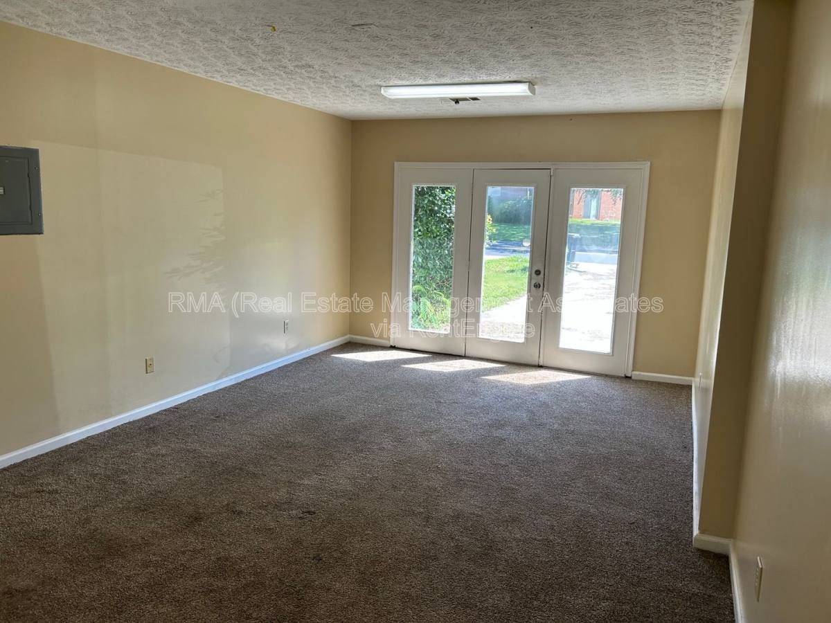 House for rent at 103 Waterford Way, Griffin, GA 30223