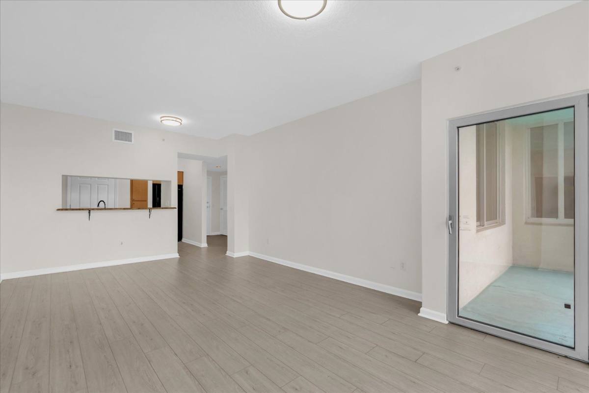 Condo for rent at 322 E Central Blvd #606, Orlando, FL 32801