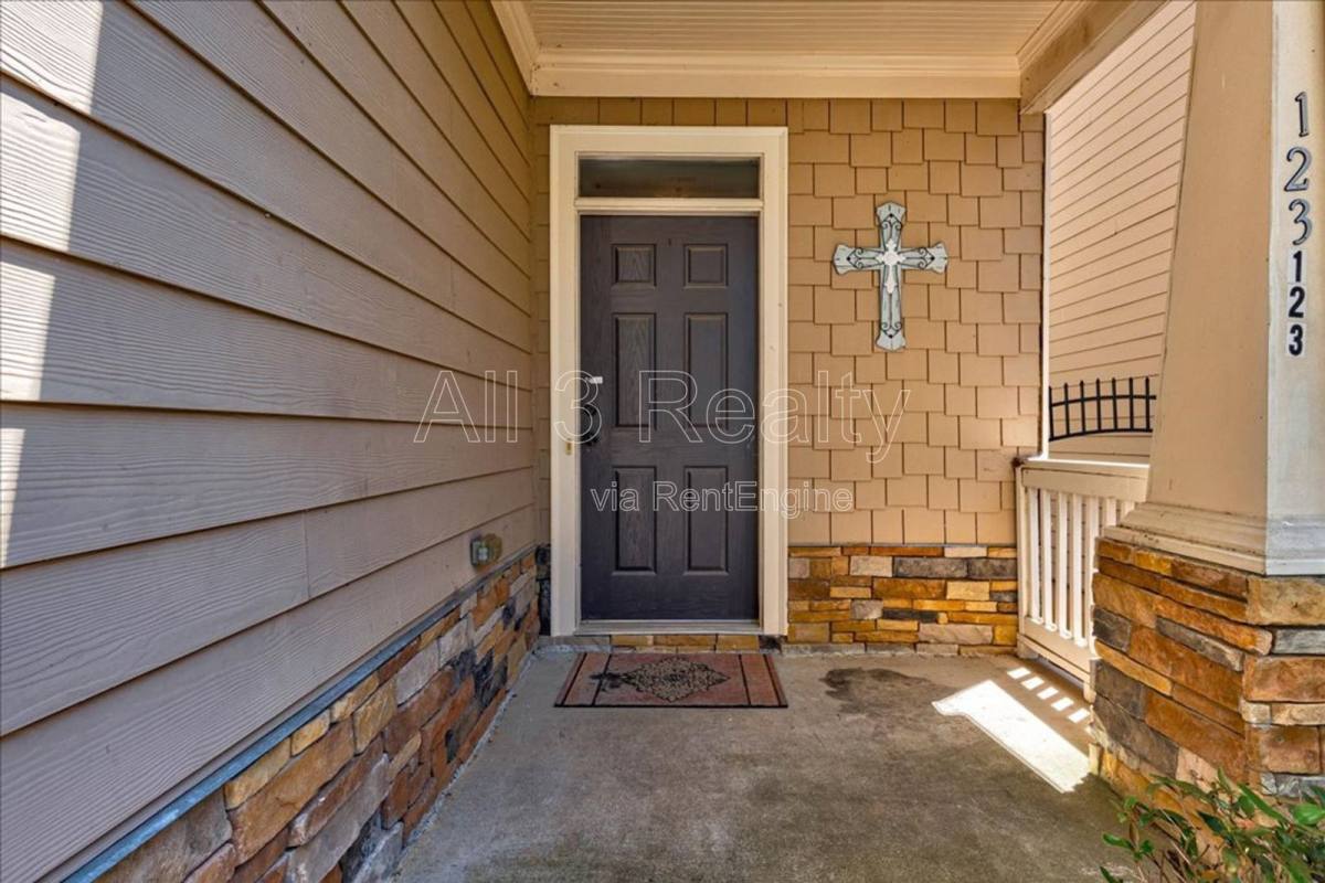 House for rent at 123 Wellbrook Court NE, Conyers, GA 30012