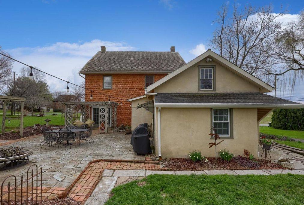 House for rent at 2047 Jarvis Rd, Lancaster, PA 17601