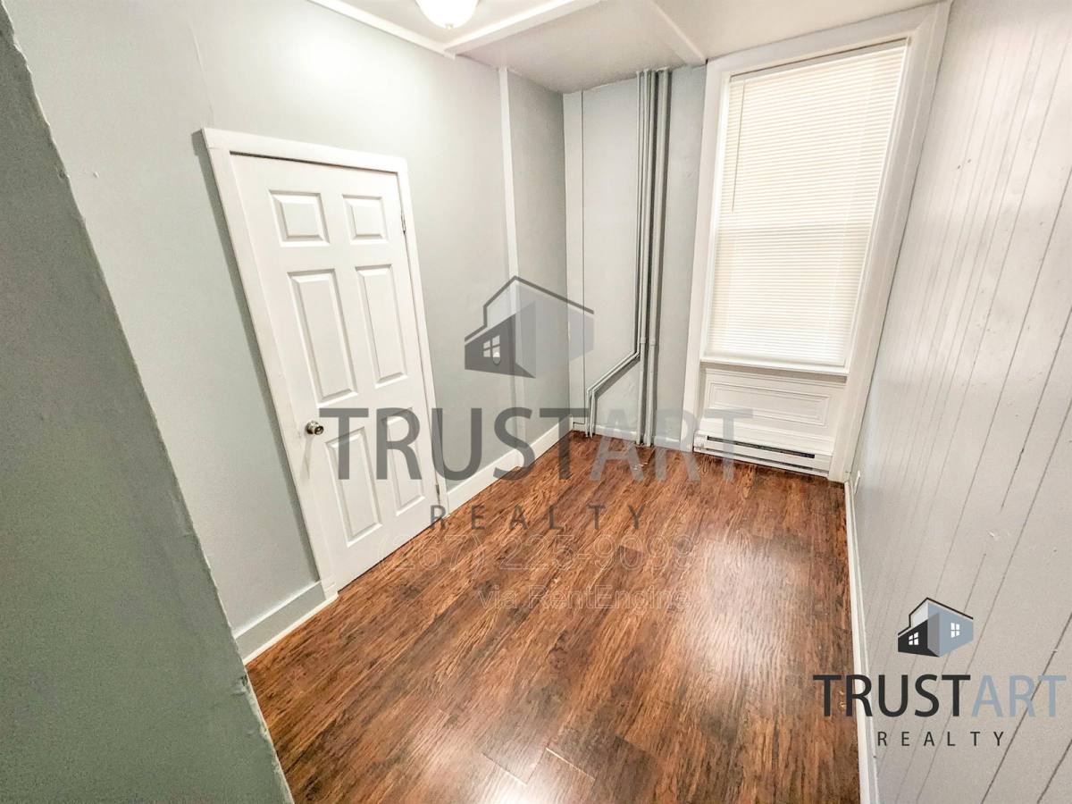Apartment for rent at 1347 Sellers St #1F, Philadelphia, PA 19124