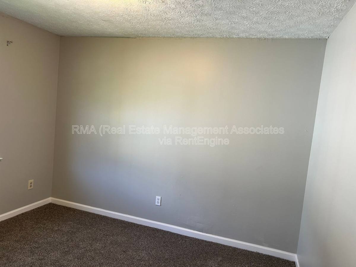 House for rent at 132 Tuscany Lane, Griffin, GA 30223