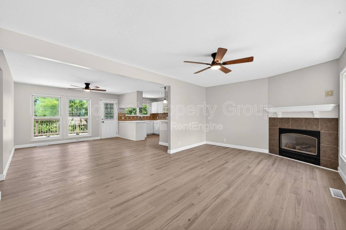 House for rent at 2765 Chelsea Dr, Florissant, MO 63033