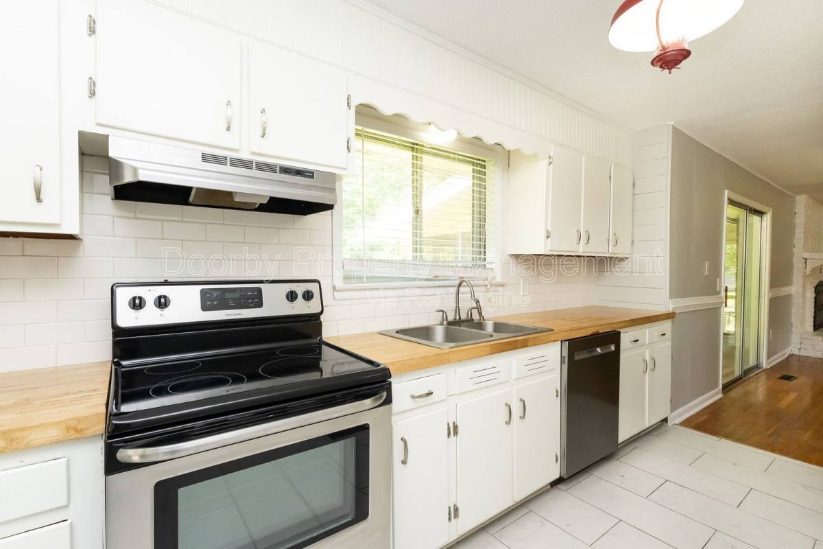 House for rent at 834 Kay Circle, Chattanooga, TN 37421