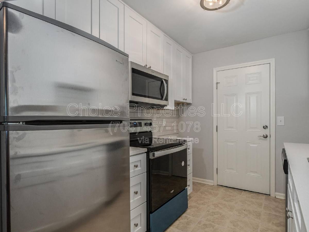 Apartment for rent at 2611 Holton Ave #2, Charlotte, NC 28208