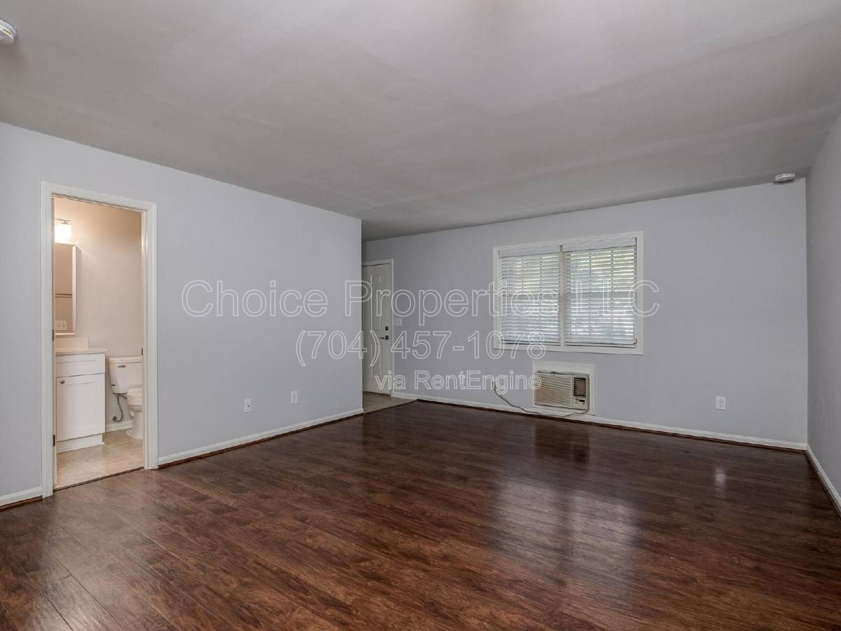 Apartment for rent at 2611 Holton Ave #2, Charlotte, NC 28208