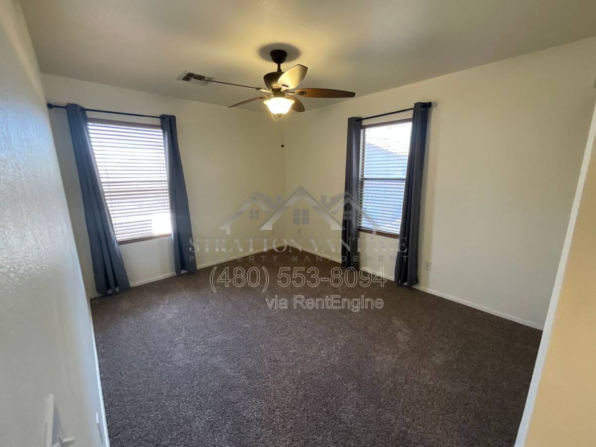 House for rent at 9592 N 82nd Ave, Peoria, AZ 85345