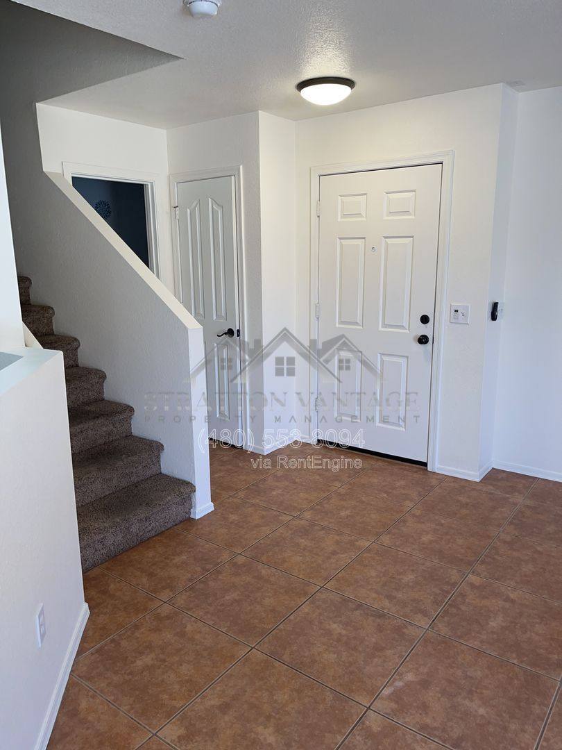 House for rent at 9592 N 82nd Ave, Peoria, AZ 85345