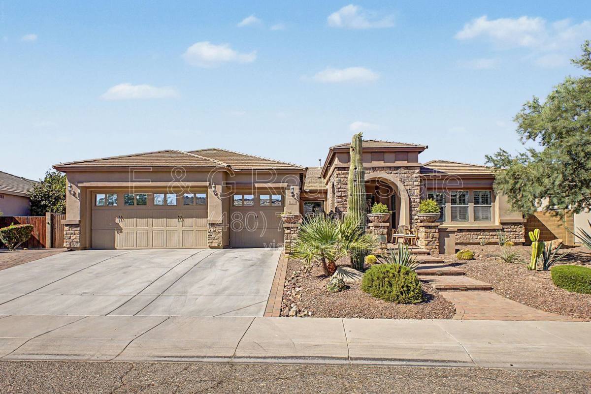 House for rent at 5704 W Bent Tree Dr, Phoenix, AZ 85083