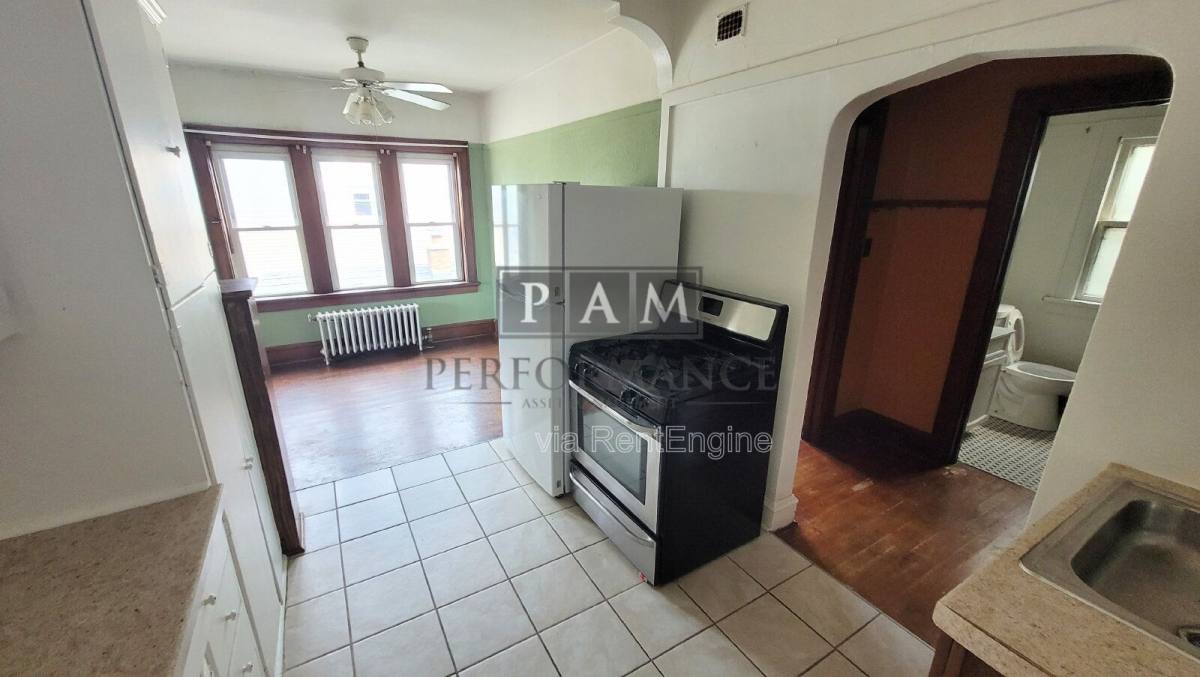 Apartment for rent at 3927 E Layton Ave #6, Cudahy, WI 53110