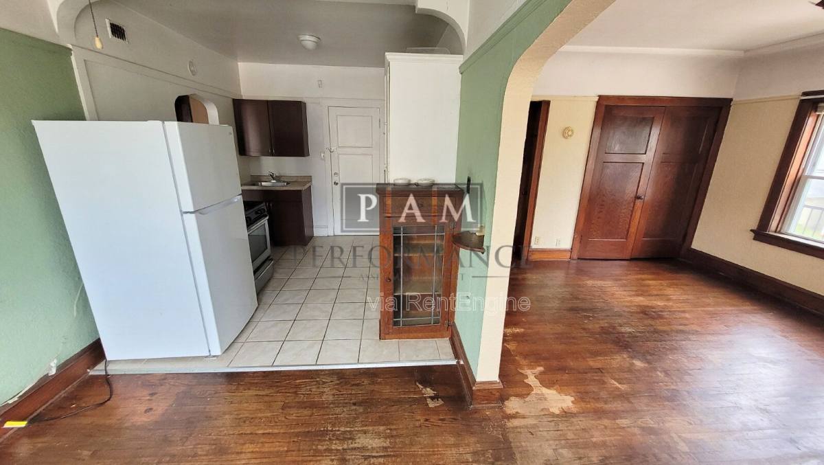 Apartment for rent at 3927 E Layton Ave #6, Cudahy, WI 53110