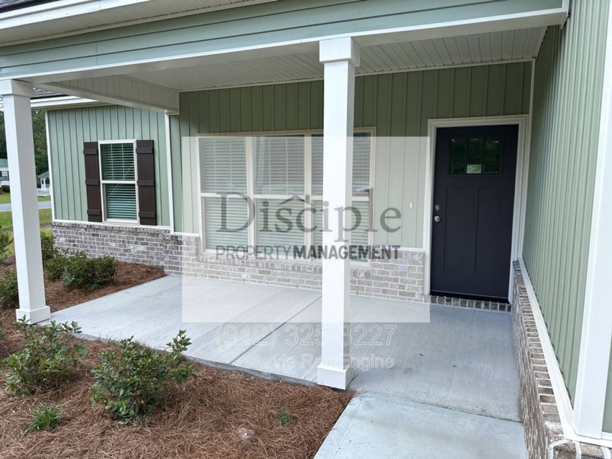 House for rent at 15 Ennis Rd, Pembroke, GA 31321