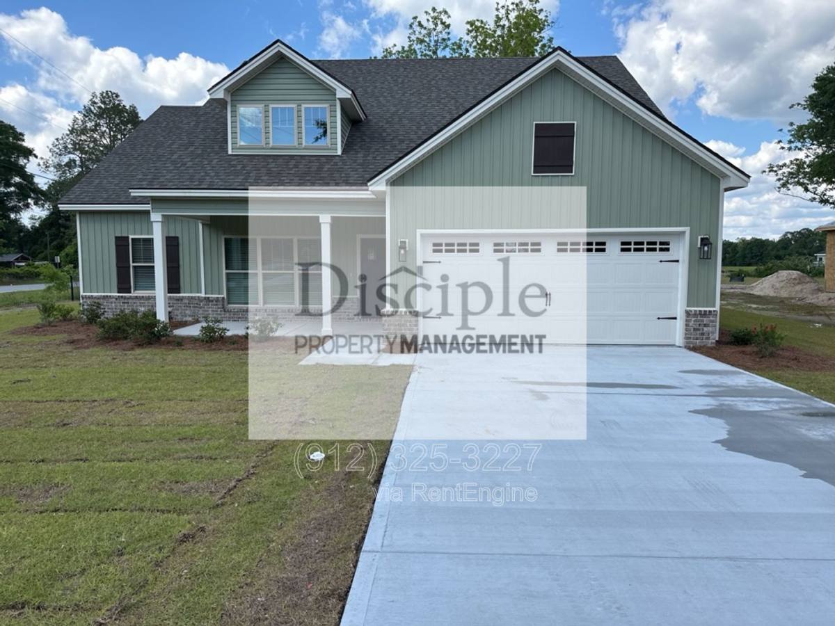 House for rent at 15 Ennis Rd, Pembroke, GA 31321