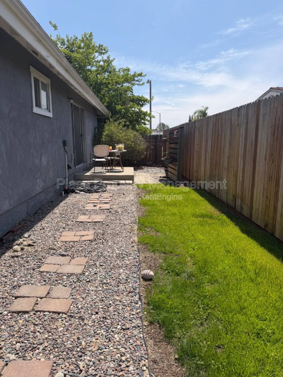 House for rent at 9346 Whispering Leaves Lane, Santee, CA 92071