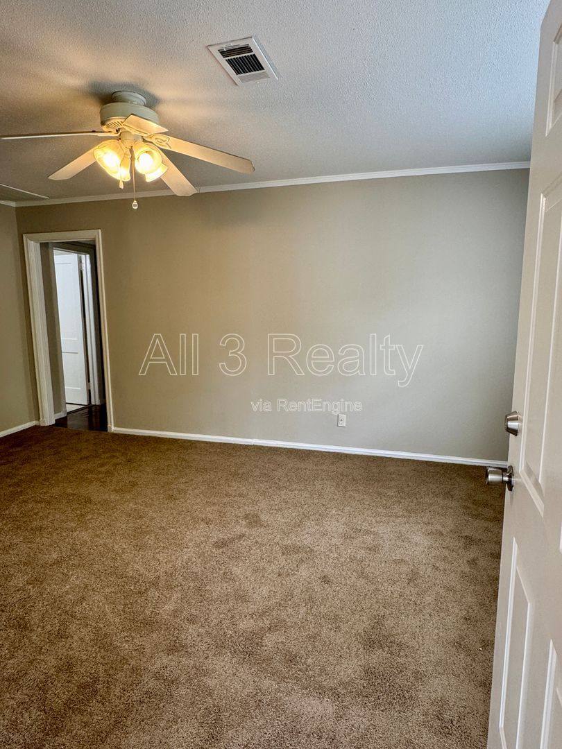 House for rent at 301 Bradley Dr, Montgomery, AL 36109
