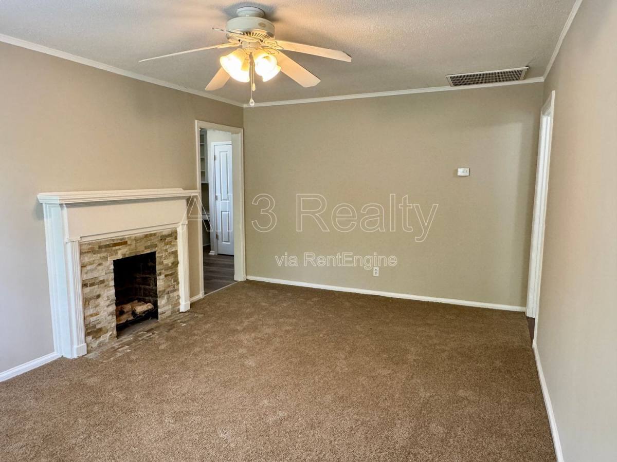 House for rent at 301 Bradley Dr, Montgomery, AL 36109