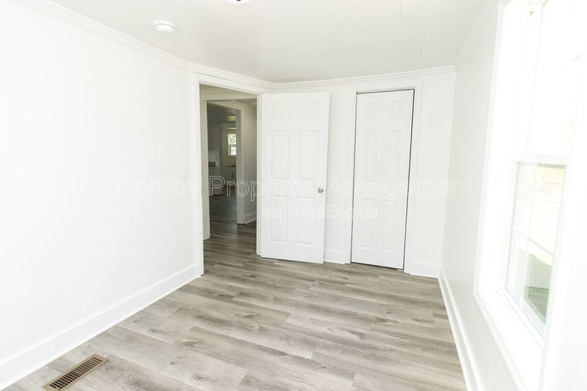 House for rent at 108 Suggs St, Rossville, GA 30741