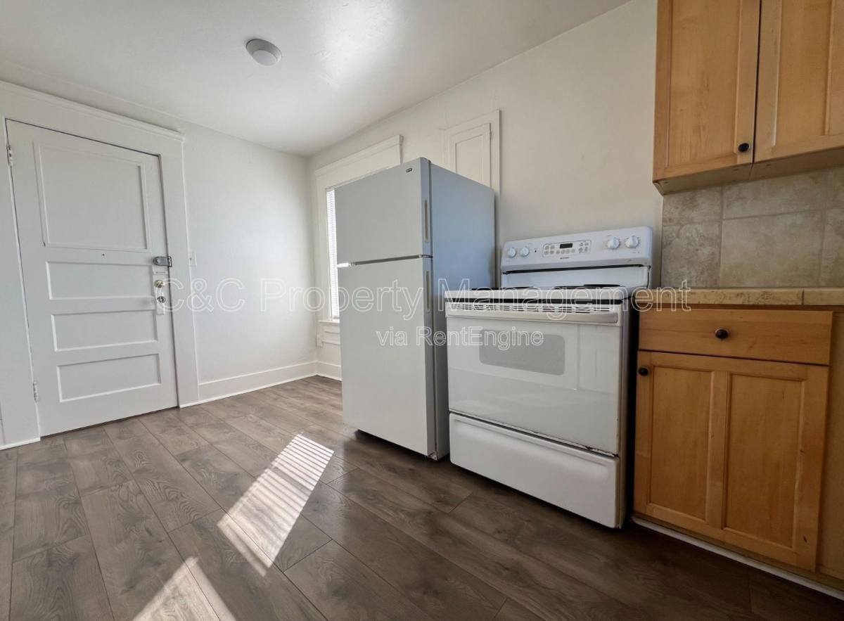 Apartment for rent at 1200 W Market Circle #1, Salinas, CA 93901