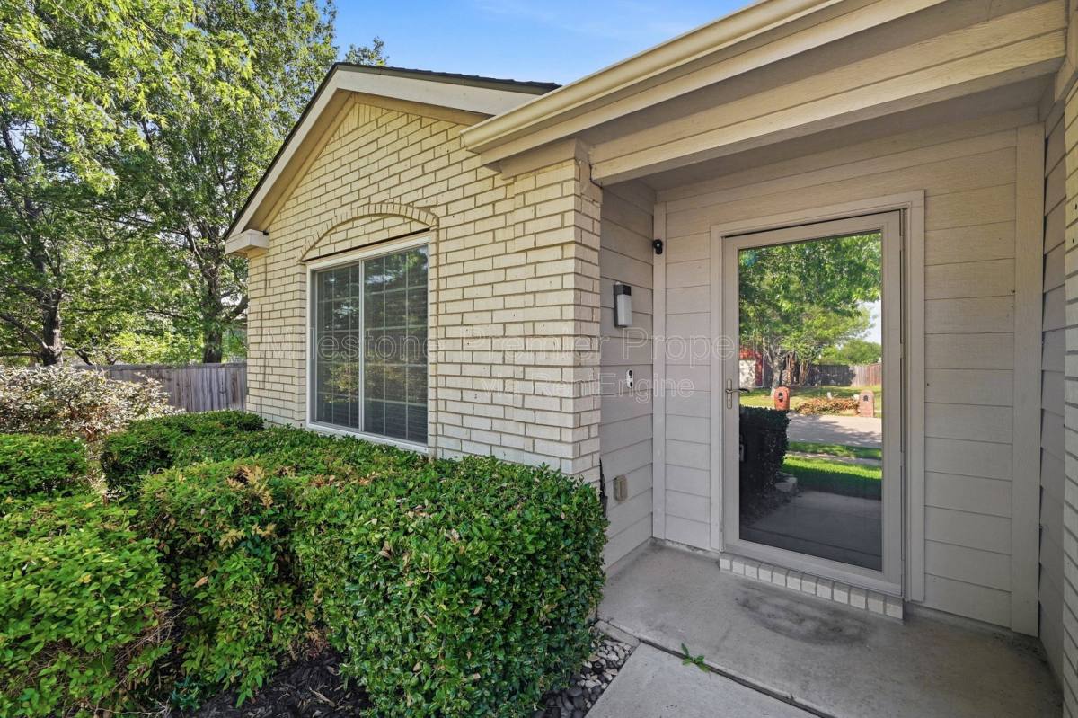 House for rent at 2304 Pheasant Run, Melissa, TX 75454