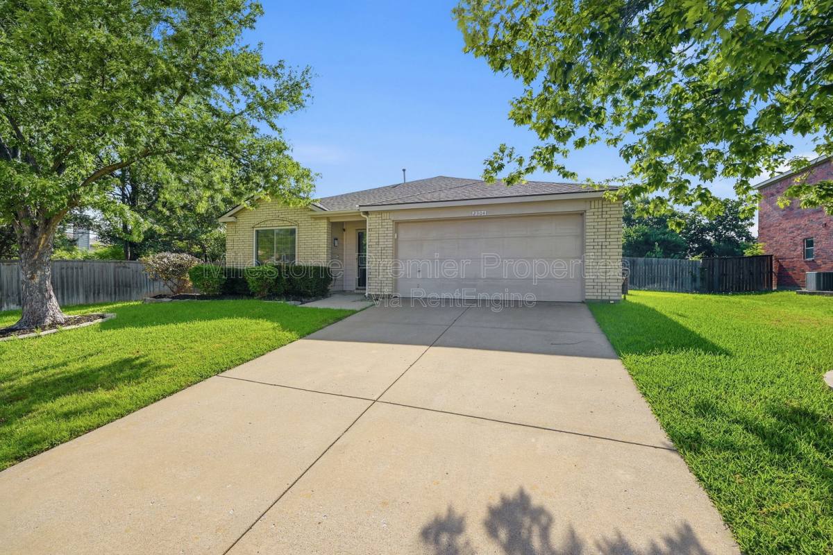 House for rent at 2304 Pheasant Run, Melissa, TX 75454