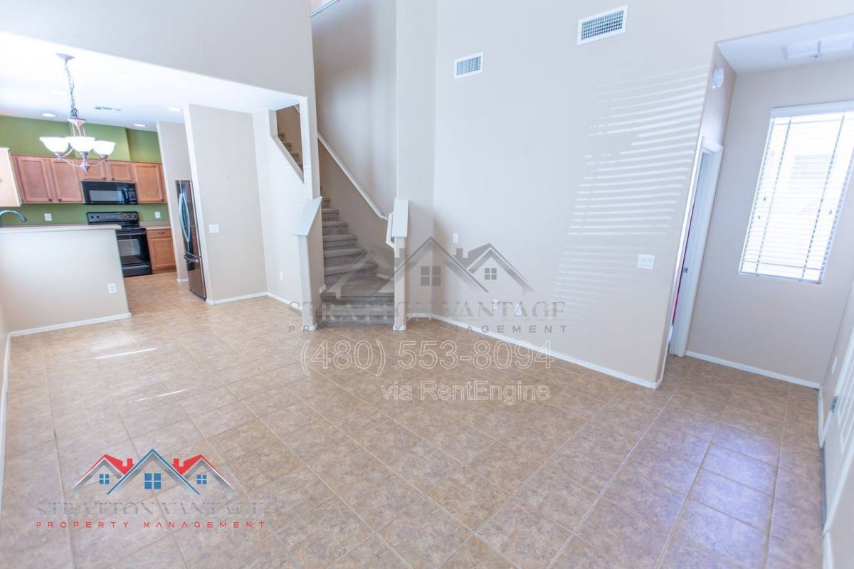 Apartment for rent at 42424 N Gavilan Peak Parkway #1102, Phoenix, AZ 85086
