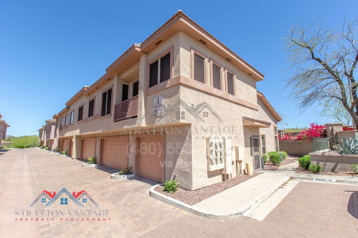 Apartment for rent at 42424 N Gavilan Peak Parkway #1102, Phoenix, AZ 85086