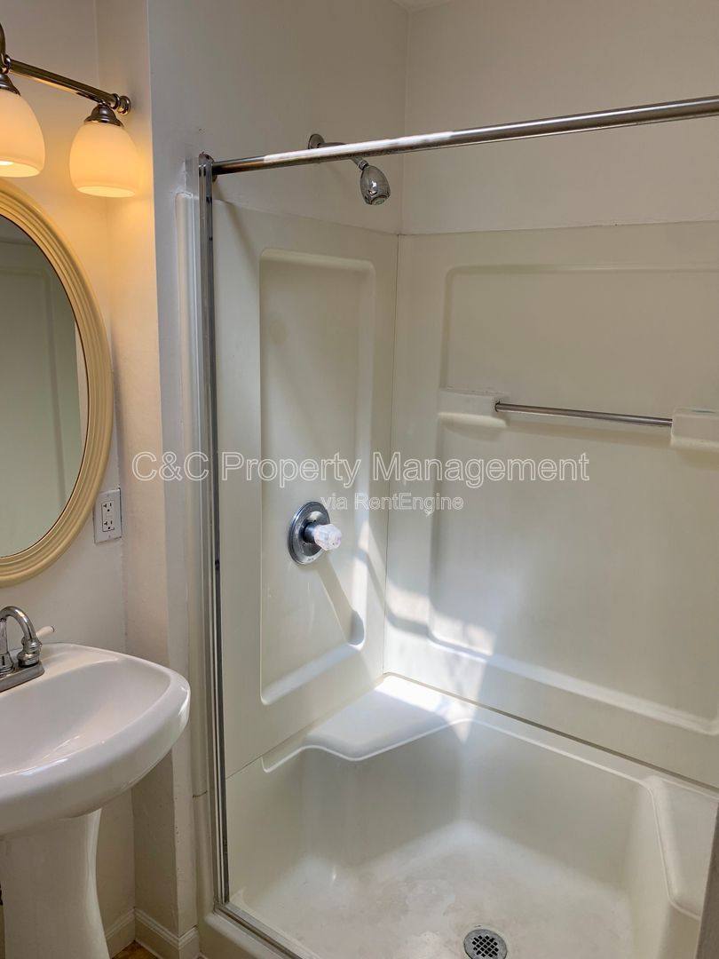 Apartment for rent at 192 Sloat Ave #D, Pacific Grove, CA 93950