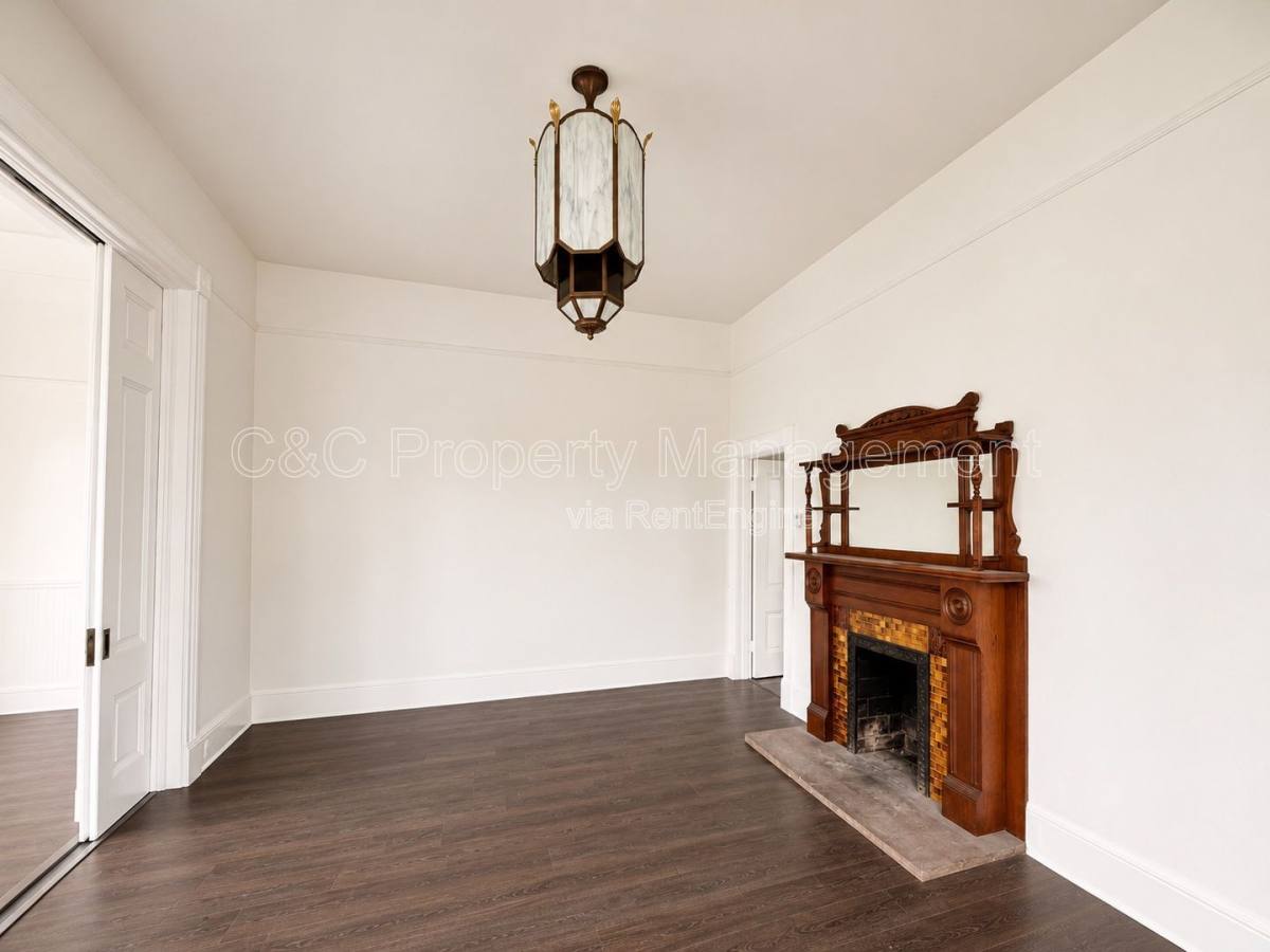Apartment for rent at 489 Laurel Ave #A, Pacific Grove, CA 93950
