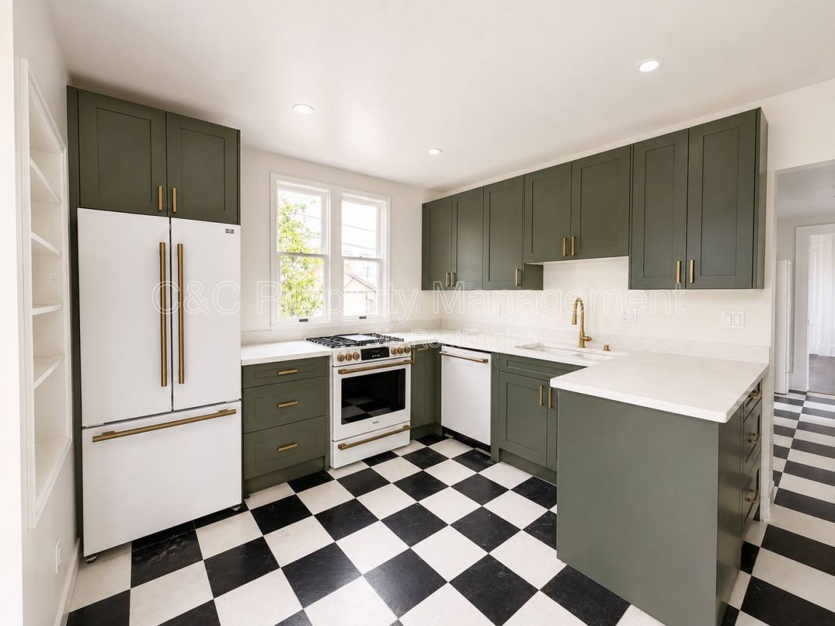 Apartment for rent at 489 Laurel Ave #A, Pacific Grove, CA 93950