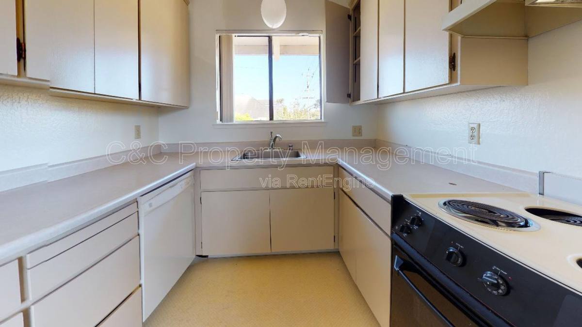 Apartment for rent at 530 Junipero Ave #5, Pacific Grove, CA 93950