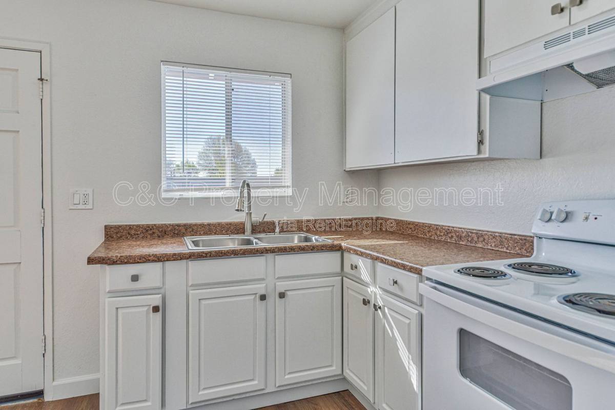 Apartment for rent at 290 Pennsylvania Dr #10, Watsonville, CA 95076
