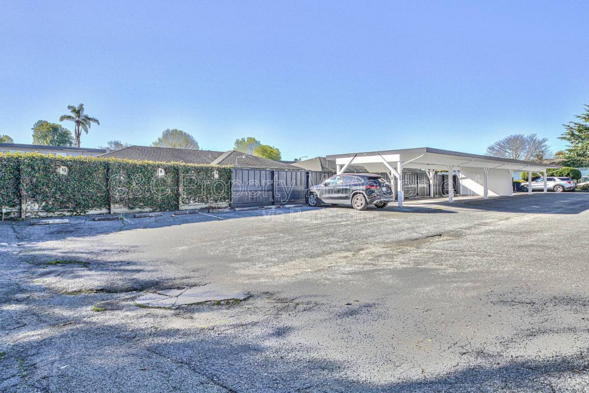 Apartment for rent at 290 Pennsylvania Dr #10, Watsonville, CA 95076