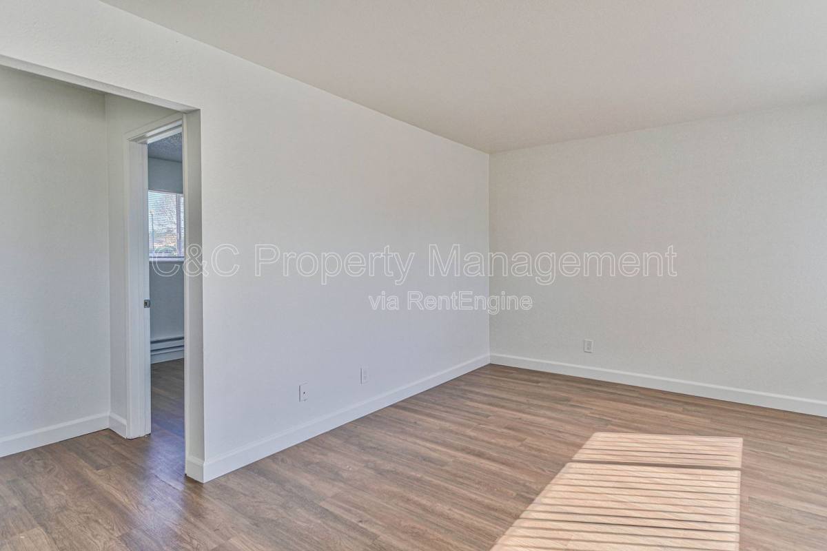 Apartment for rent at 290 Pennsylvania Dr #10, Watsonville, CA 95076