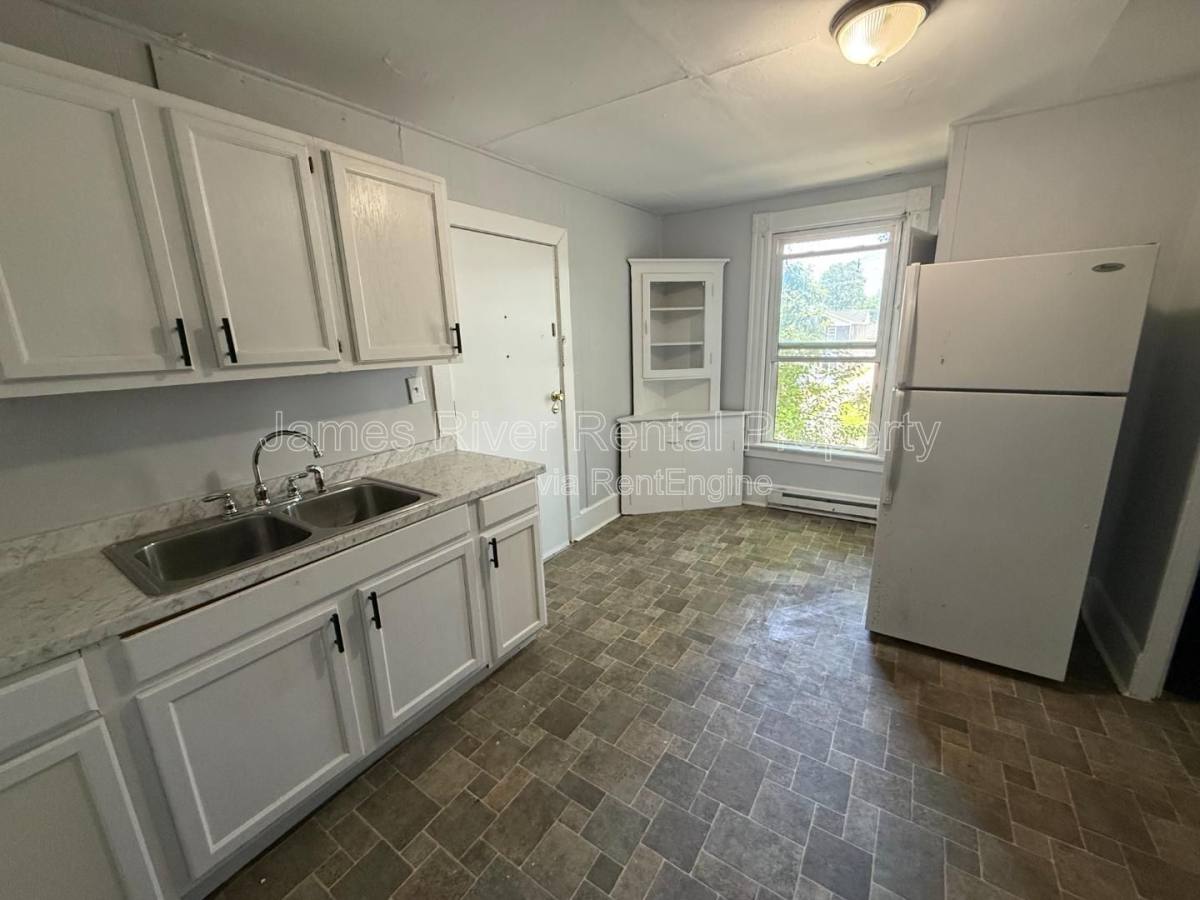 Apartment for rent at 2107 Park Ave #4, Lynchburg, VA 24501