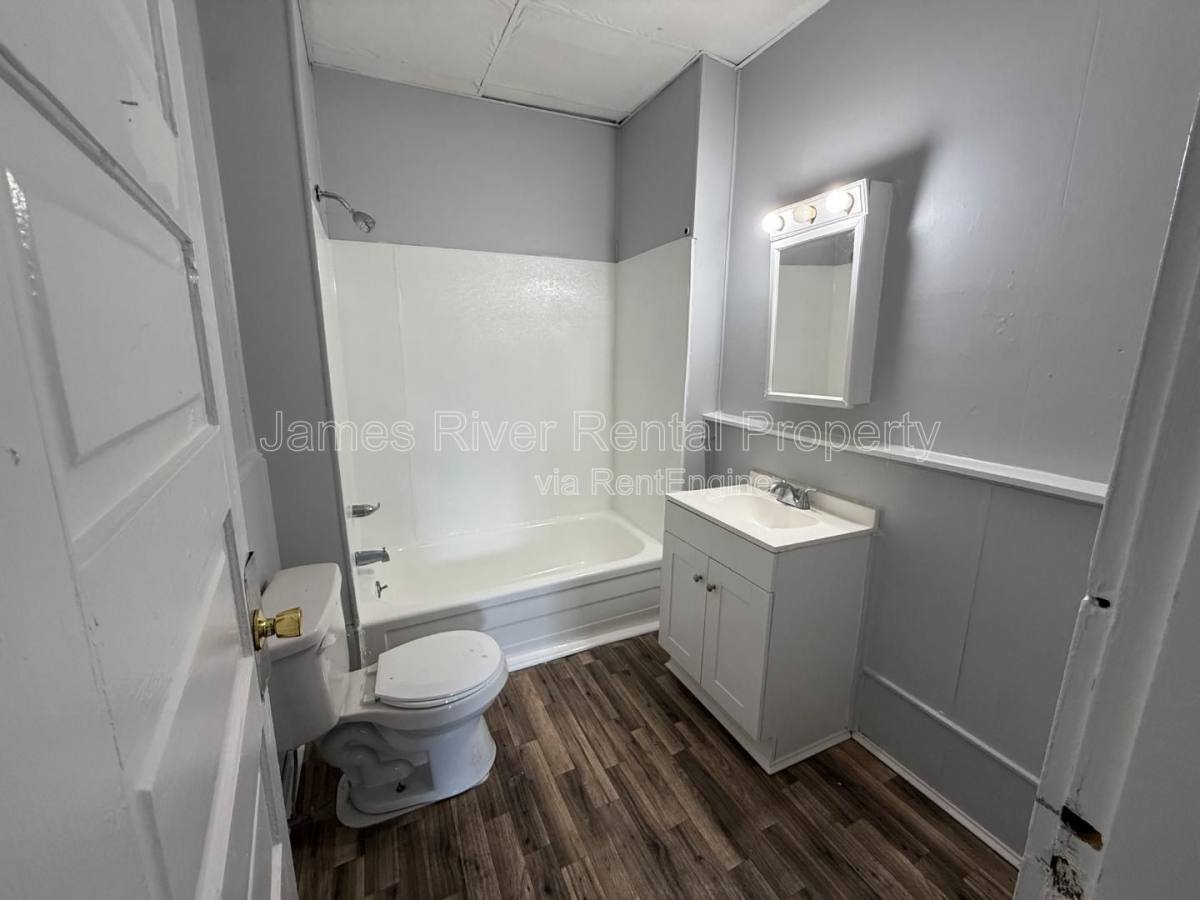 Apartment for rent at 2107 Park Ave #4, Lynchburg, VA 24501