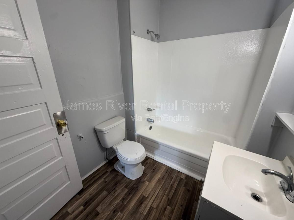 Apartment for rent at 2107 Park Ave #4, Lynchburg, VA 24501