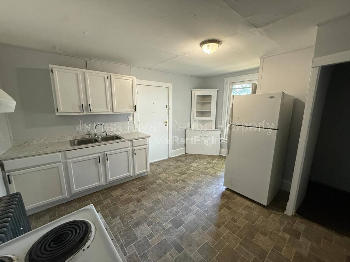Apartment for rent at 2107 Park Ave #4, Lynchburg, VA 24501