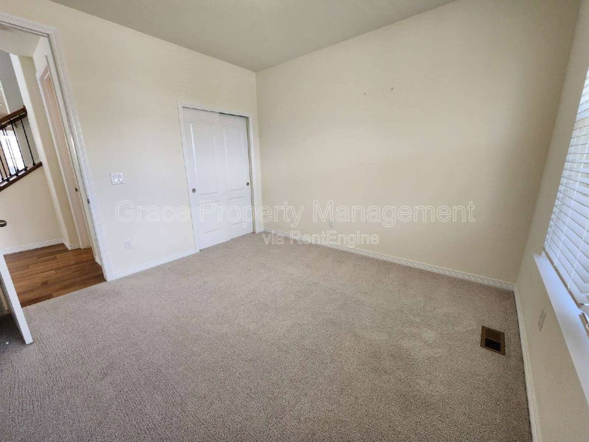 House for rent at 808 Byrd Dr, Erie, CO 80516