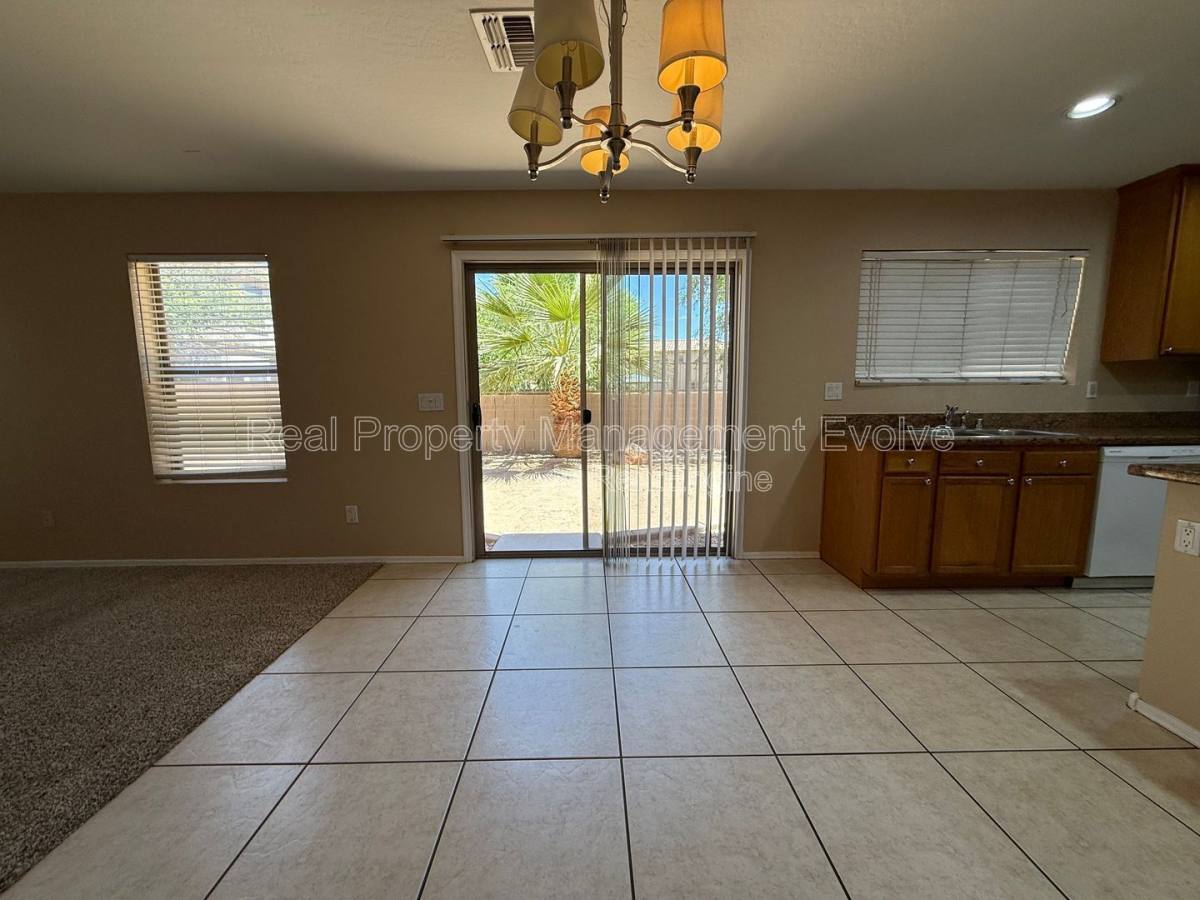 House for rent at 8145 W Palo Verde Ave, Peoria, AZ 85345