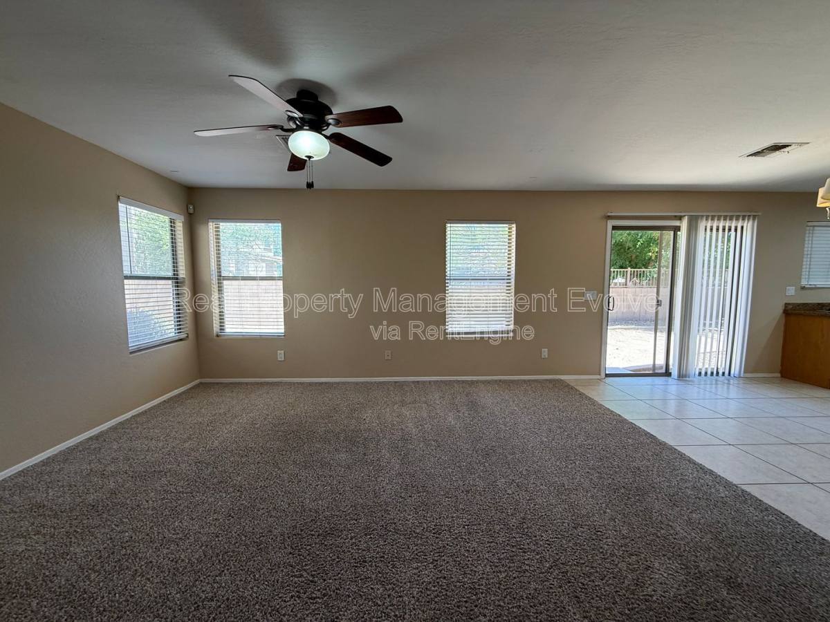 House for rent at 8145 W Palo Verde Ave, Peoria, AZ 85345