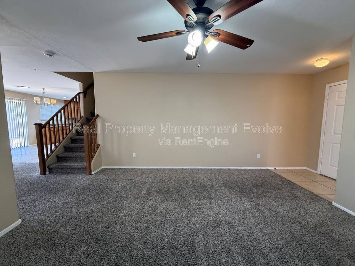 House for rent at 8145 W Palo Verde Ave, Peoria, AZ 85345