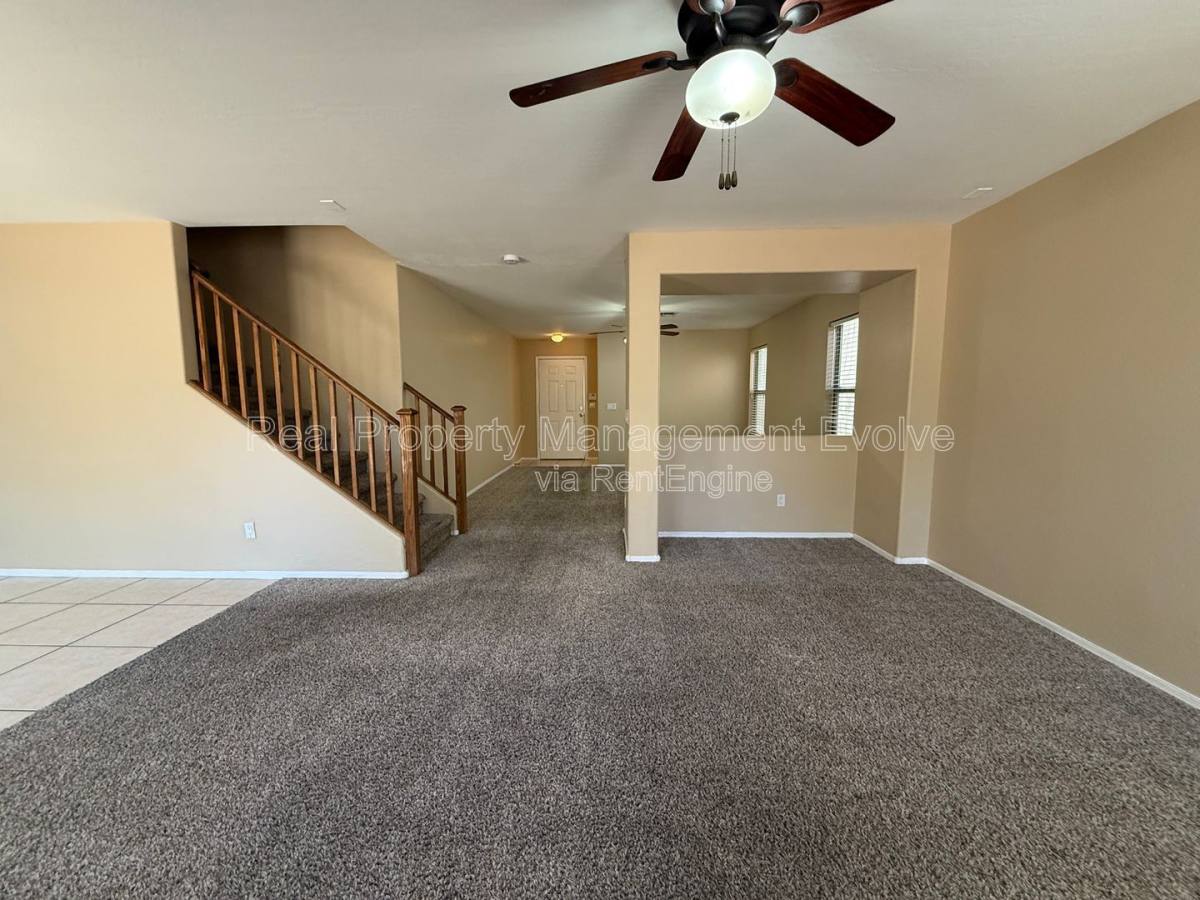 House for rent at 8145 W Palo Verde Ave, Peoria, AZ 85345