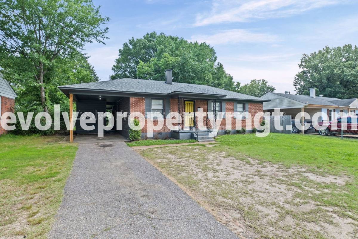 House for rent at 1716 Cornelia Lane, Memphis, TN 38117