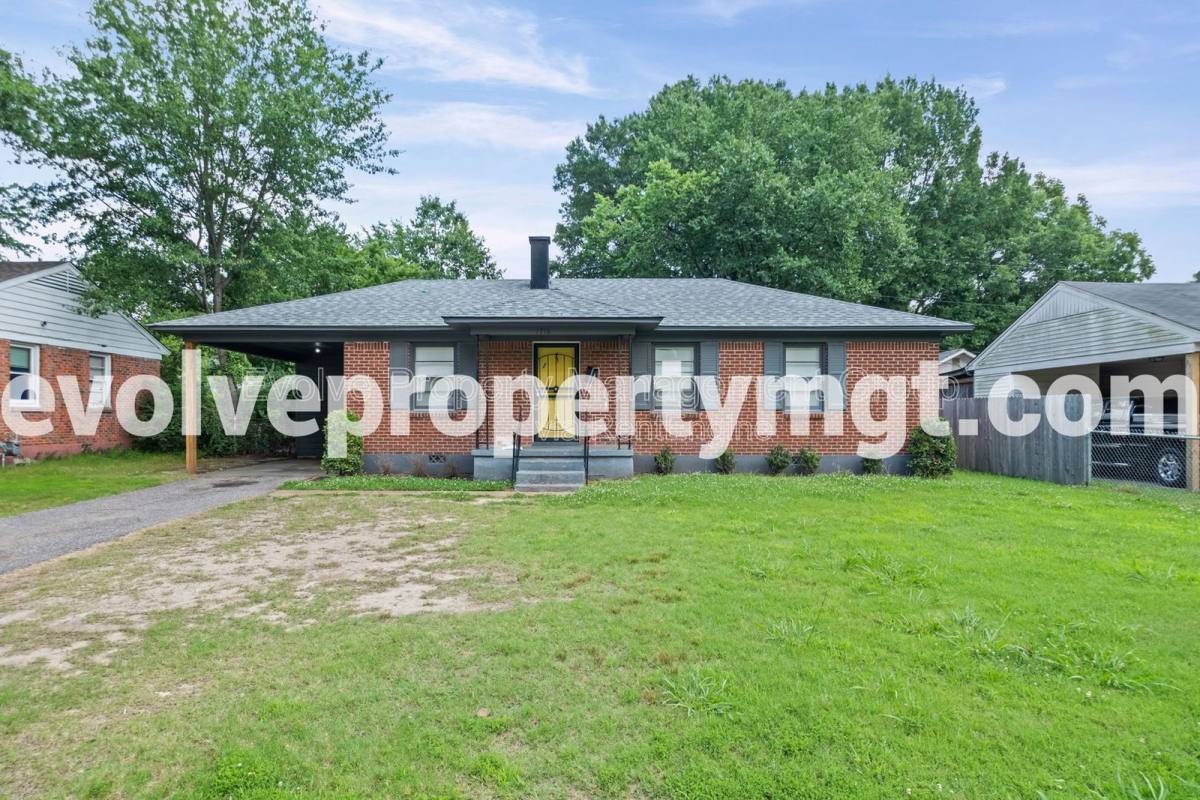 House for rent at 1716 Cornelia Lane, Memphis, TN 38117