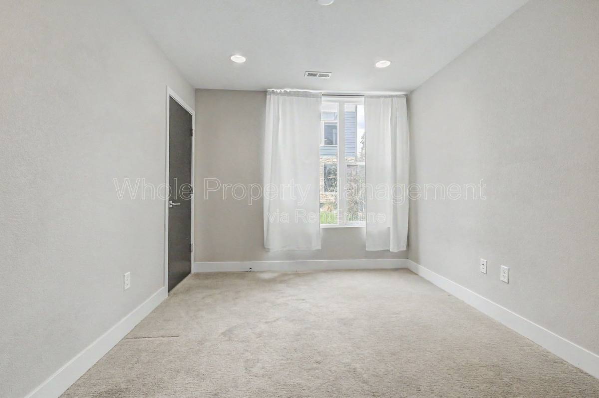 Townhouse for rent at 5737 W 17th Ave, Denver, CO 80214
