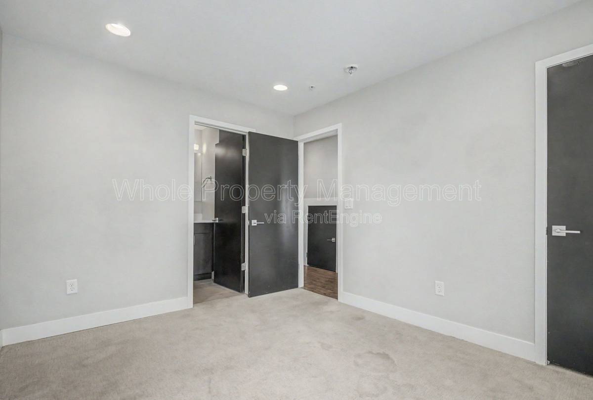 Townhouse for rent at 5737 W 17th Ave, Denver, CO 80214